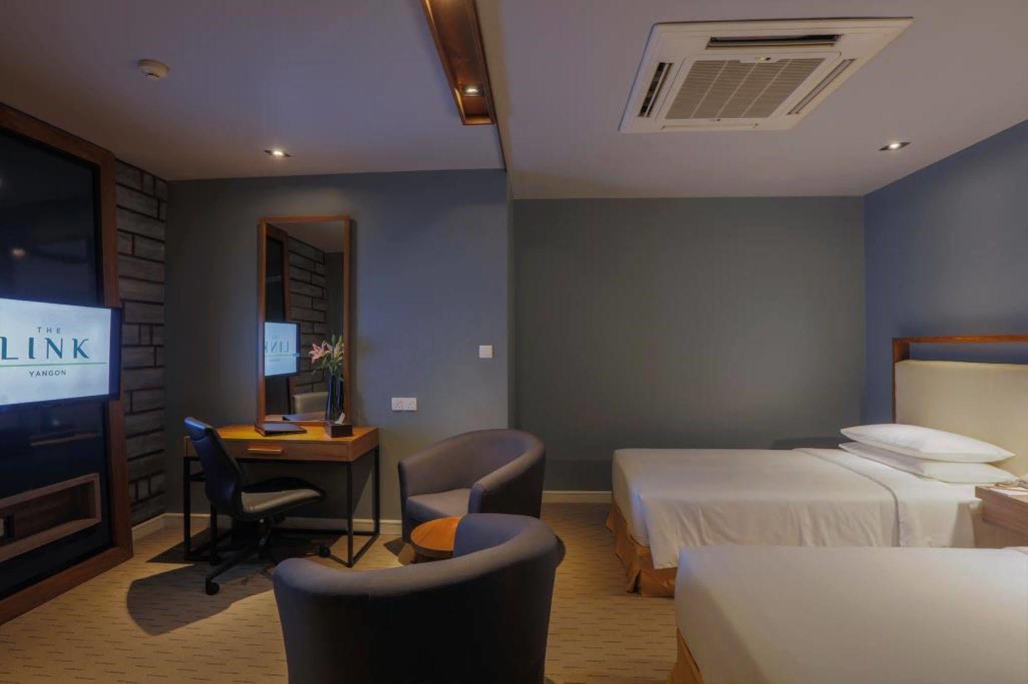 The Link Yangon Boutique Hotel Exterior foto